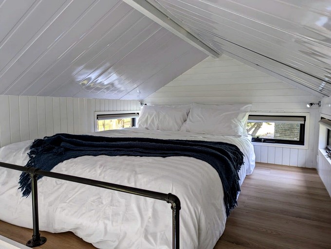 Tiny Houses (Australia, Dadswells Bridge, Victoria)