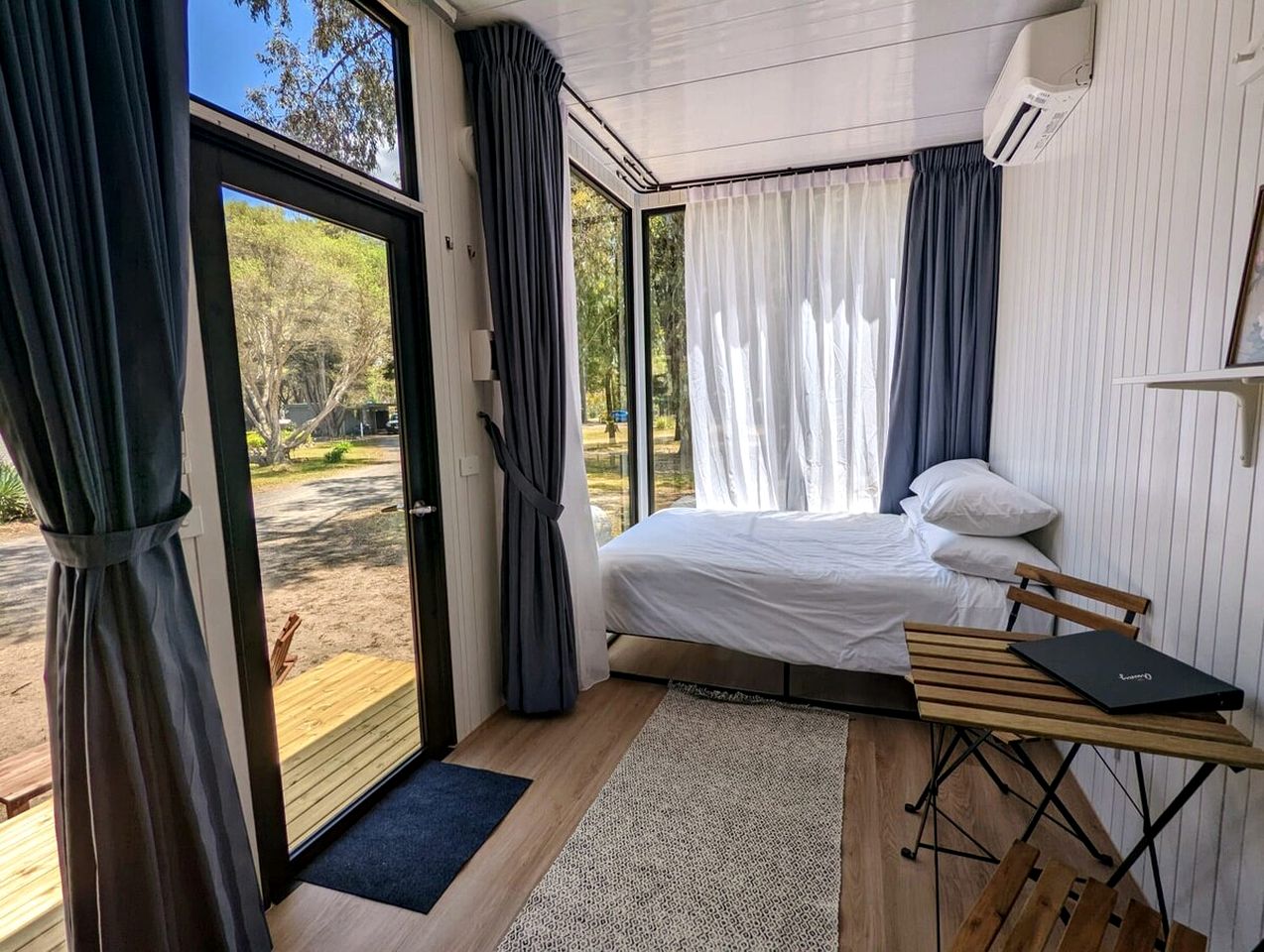 Grampians Wine Country Tiny House for Glamping in Dadswells Bridge, Victoria