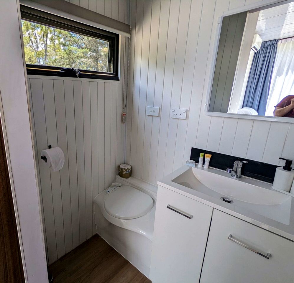 Grampians Wine Country Tiny House for Glamping in Dadswells Bridge, Victoria