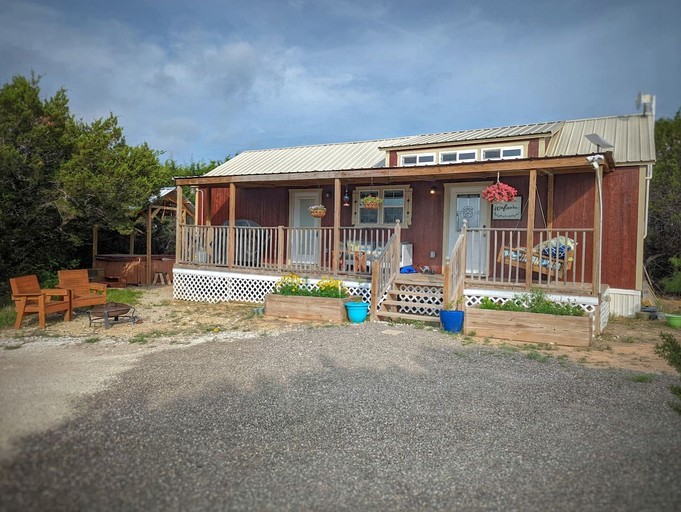 Cabins (United States of America, Granbury, Texas)