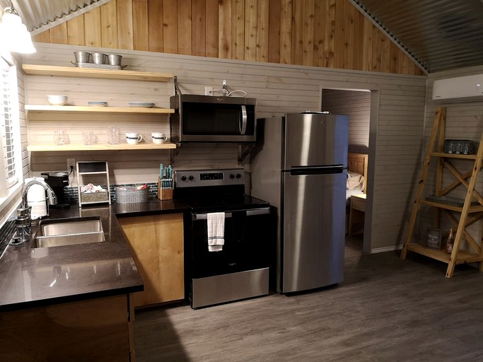 Cabins (United States of America, Granbury, Texas)