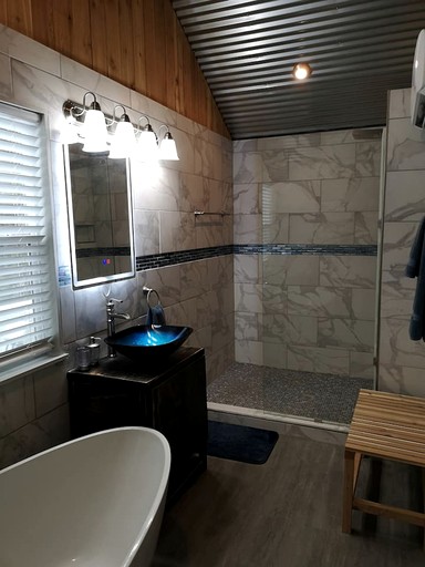 Cabins (United States of America, Granbury, Texas)