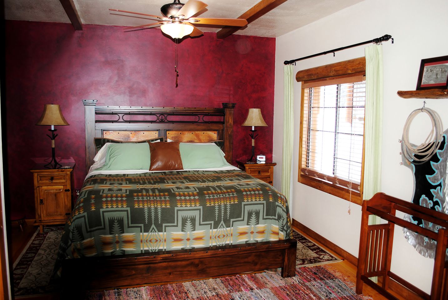 Spacious Suite Rental in Bed and Breakfast at Foot of Bill Williams Mountain, Arizona
