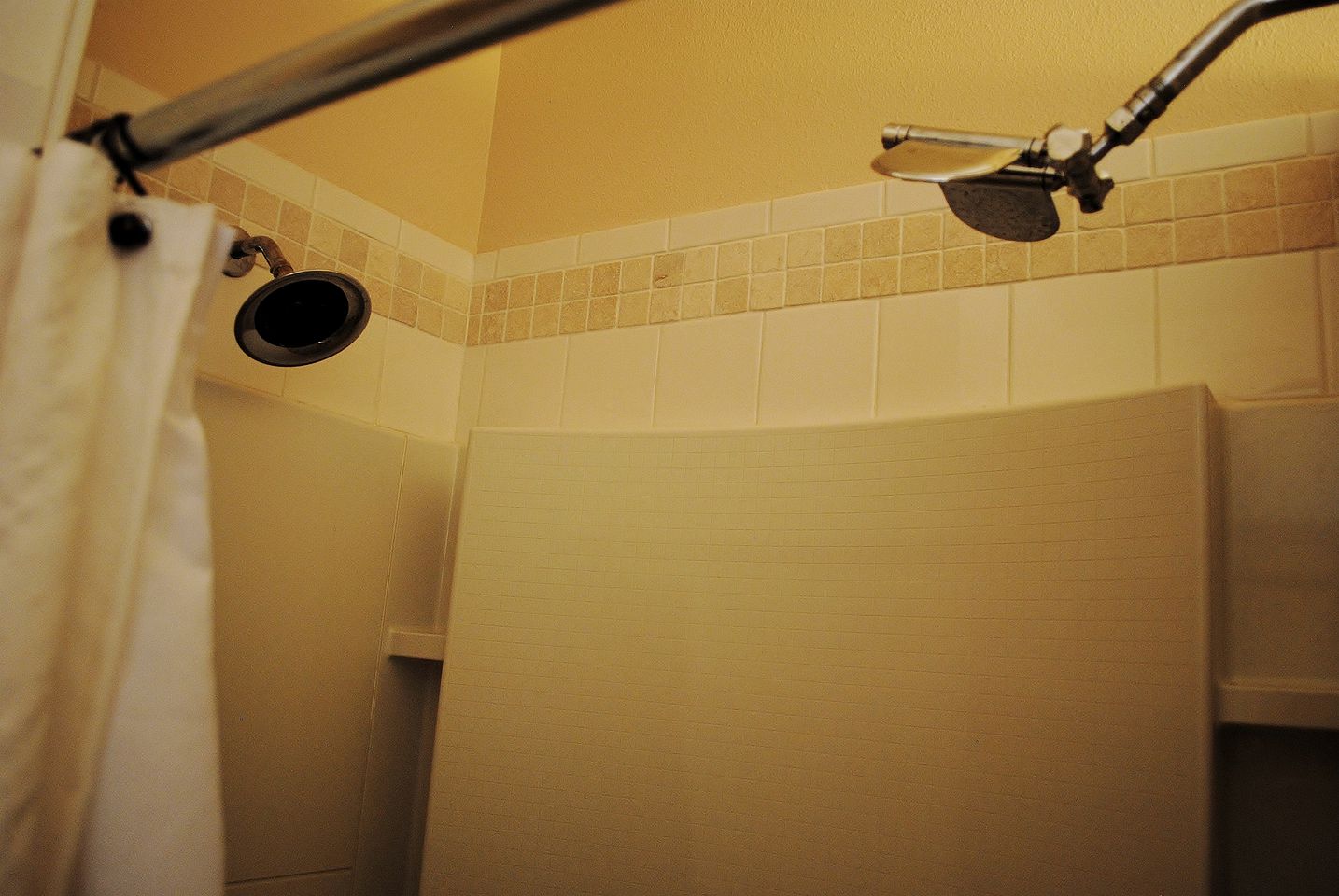 Spacious Suite Rental in Bed and Breakfast at Foot of Bill Williams Mountain, Arizona