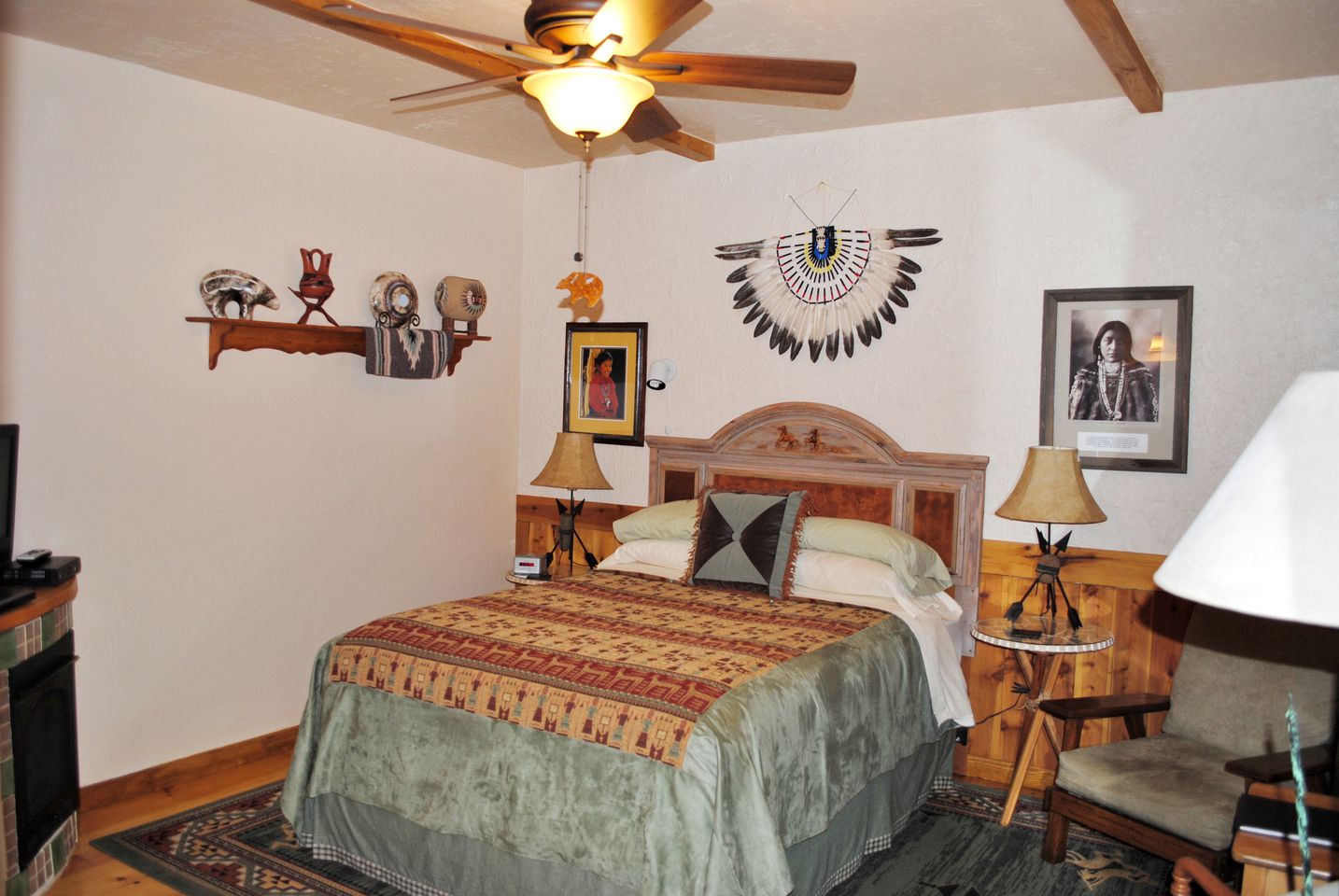 Deluxe Suite Rental in the Foothills of Bill Williams Mountain in Williams, Arizona