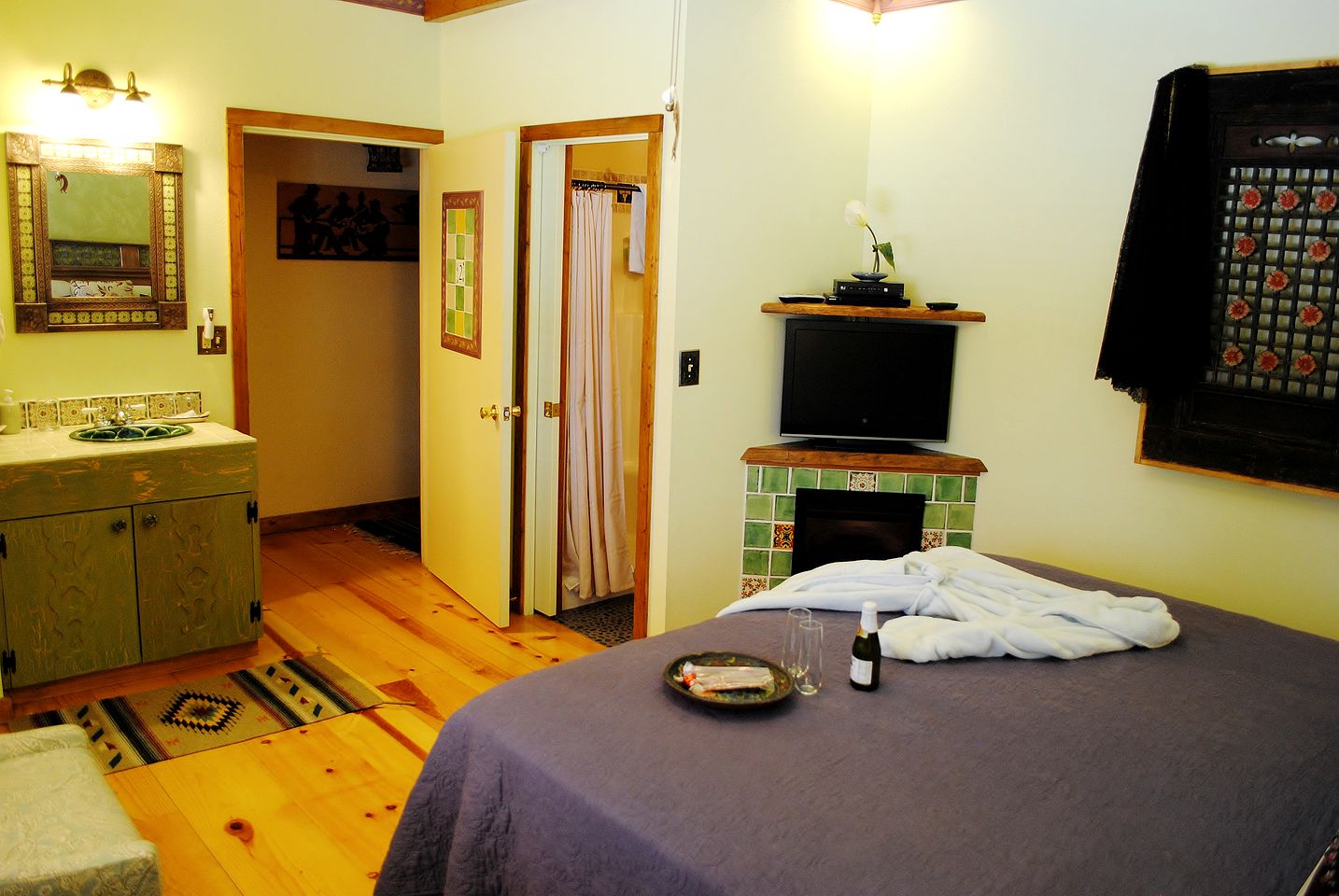 Elegant Suite Rental in a Cozy Bed and Breakfast in Williams, Arizona