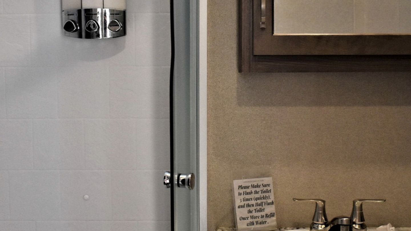 Charming RV Suite with Loft & Firepit Near Williams, Arizona