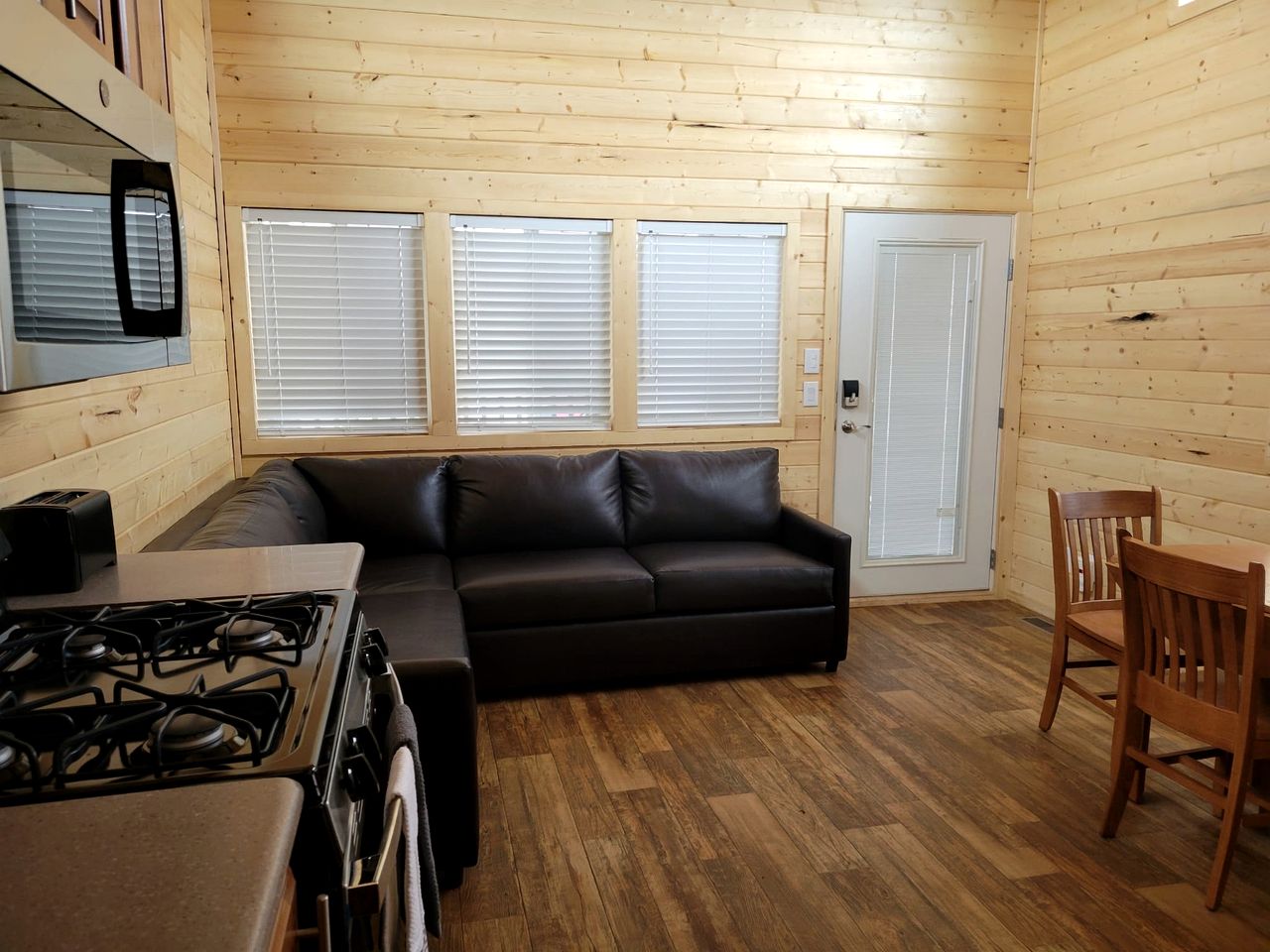 Peaceful Desert Escape in a Stylish New Tiny Home in Williams, Arizona