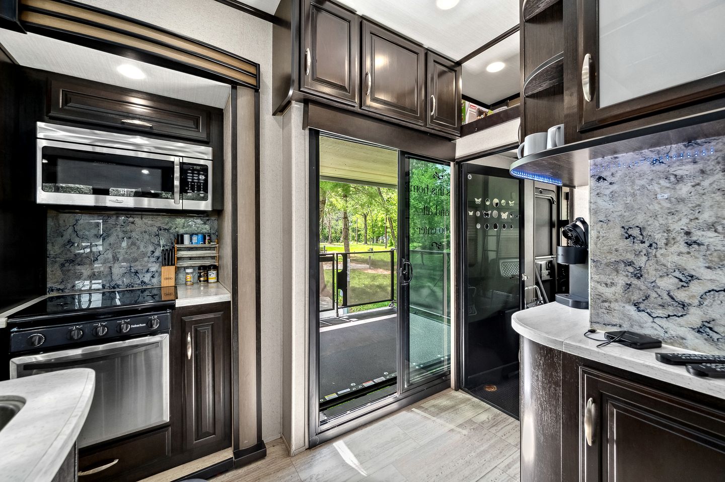 Fantastic Caravan with Barbecue in Branson, Missouri
