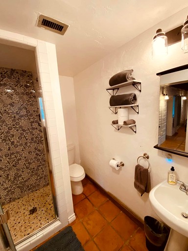 Cabins (United States of America, Santa Ysabel, California)