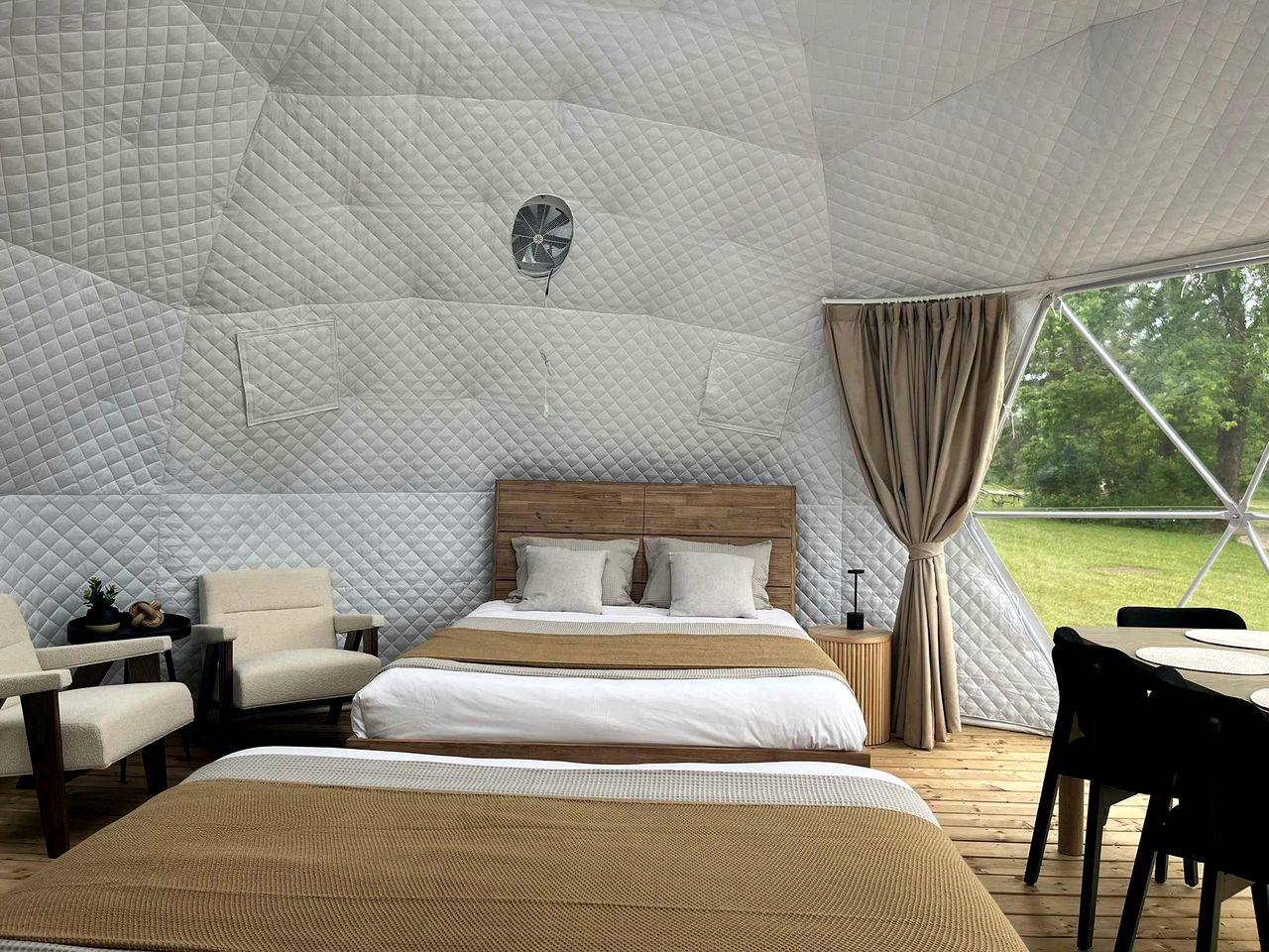 Luxury Nordic Geodome with Skylight Near The Grotto – Tobermory, Ontario