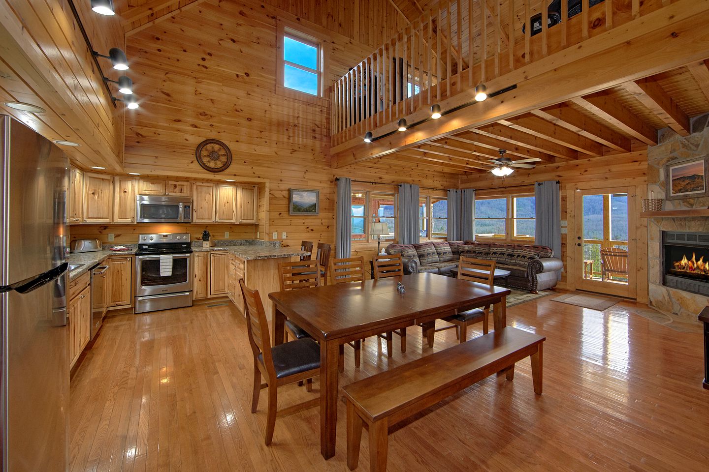 Regal Rental Cabin for a Family Getaway in Gatlinburg, Tennessee