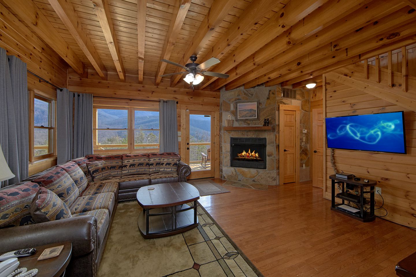 Regal Rental Cabin for a Family Getaway in Gatlinburg, Tennessee