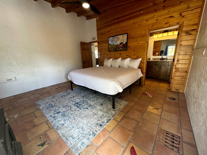 Newly Renovated Vacation Rental near Zion National Park, the Perfect Base for Family Adventures in Orderville, Utah