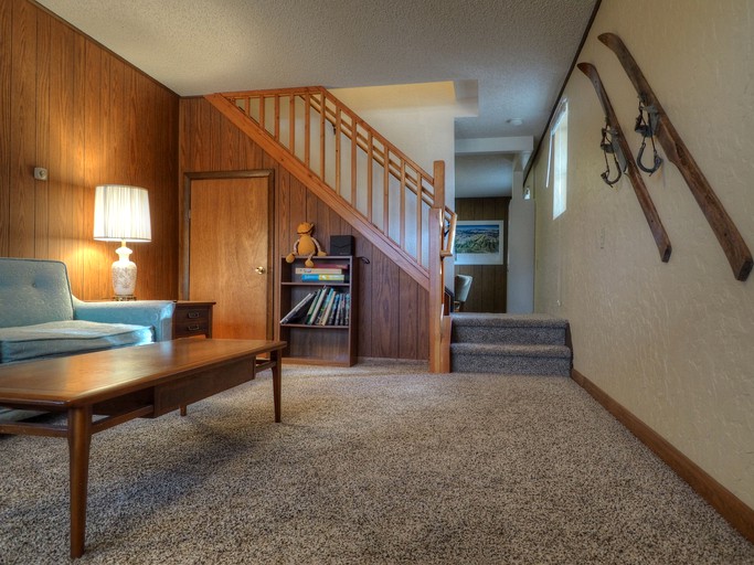 RedAwning Grandma's Mountain Getaway Estes Park, CO, Cabins, Estes