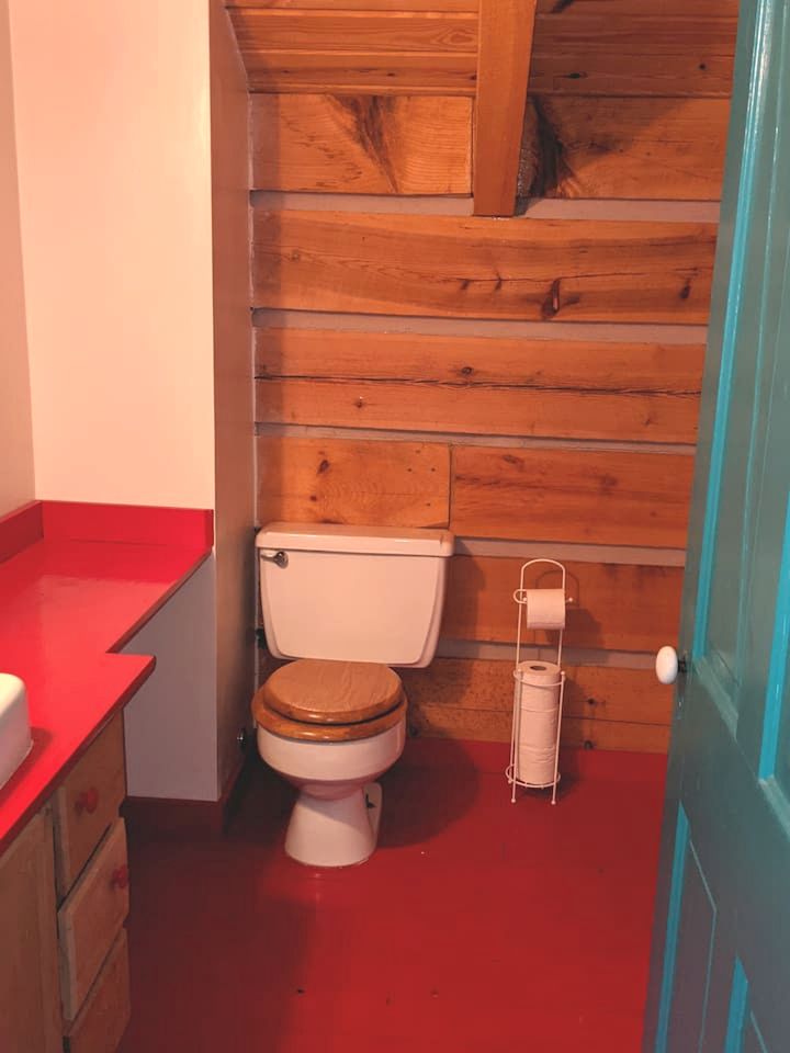 Secluded Pet Friendly Cabin on 34 Acres of North Carolina Forest, with Mountain and River views