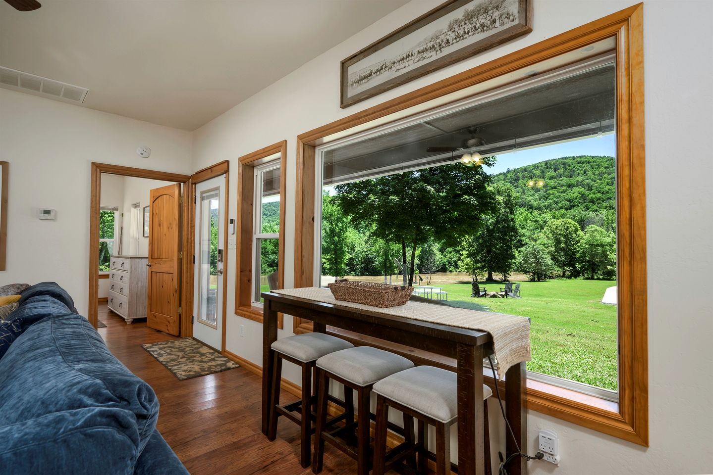 Enchanting Riverside Cabin Retreat with Mountain Views near Sardis Lake Oklahoma