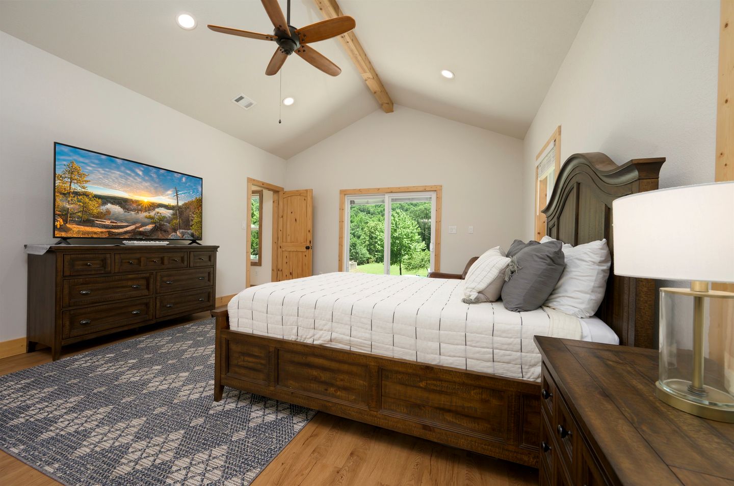 Enchanting Riverside Cabin Retreat with Mountain Views near Sardis Lake Oklahoma