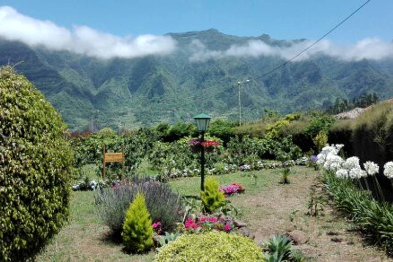 Cottages (São Vicente, Madeira, Portugal)