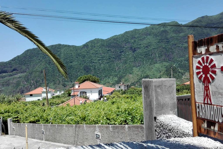 Cottages (São Vicente, Madeira, Portugal)