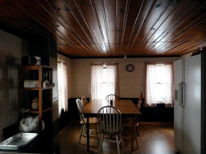 Cabins (Danbury, Wisconsin, United States)