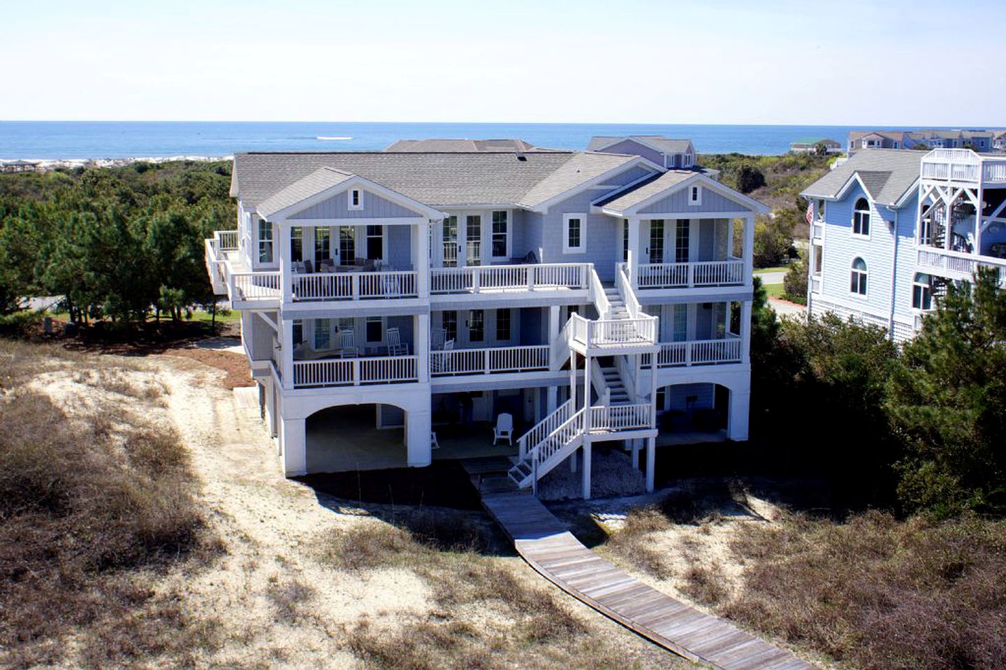 Vacation Rental for Families with Access to Pool and Tennis Courts in Holden Beach, North Carolina