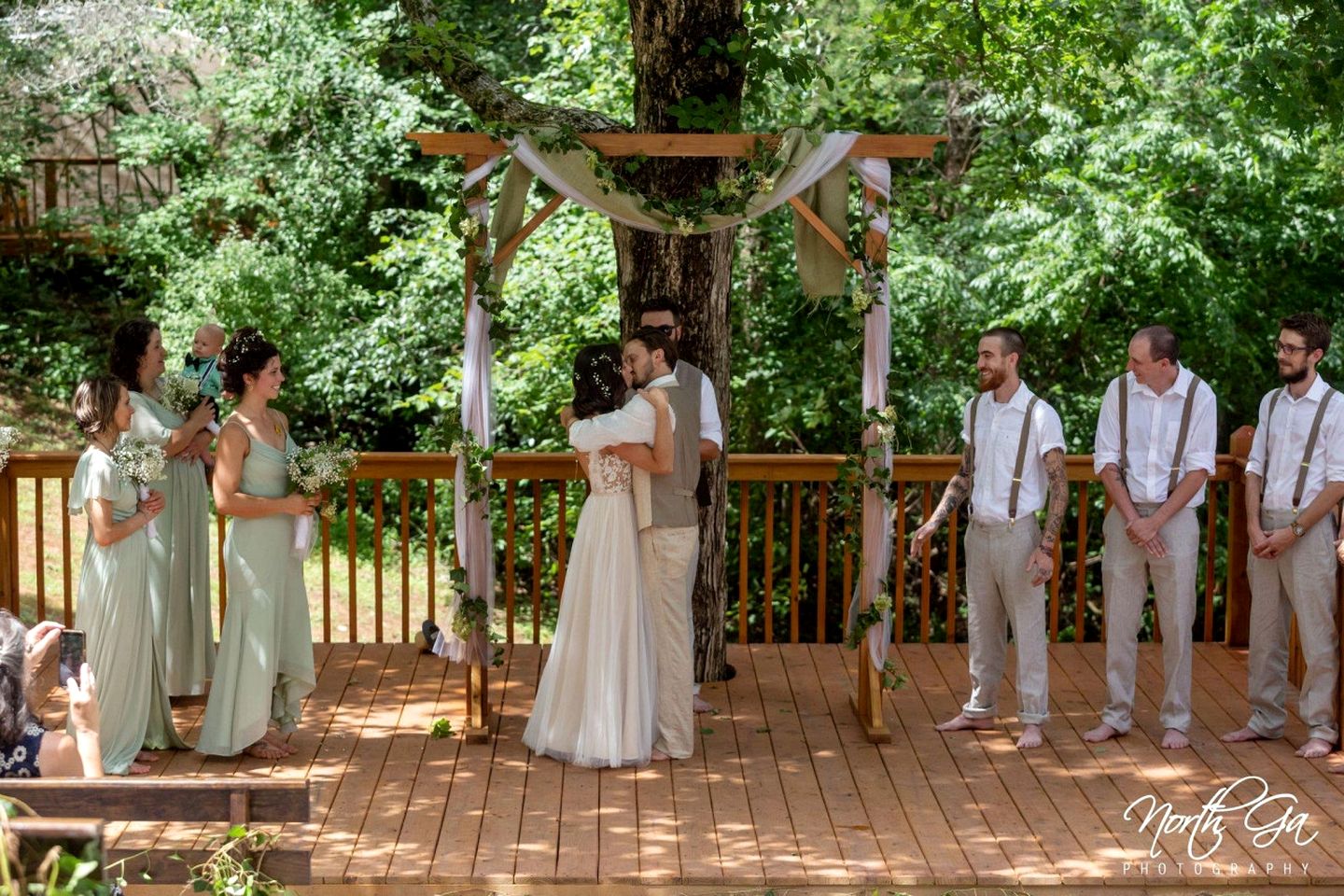 Great Cabins Ideal for Groups Getaways in Copperhill, Tennessee