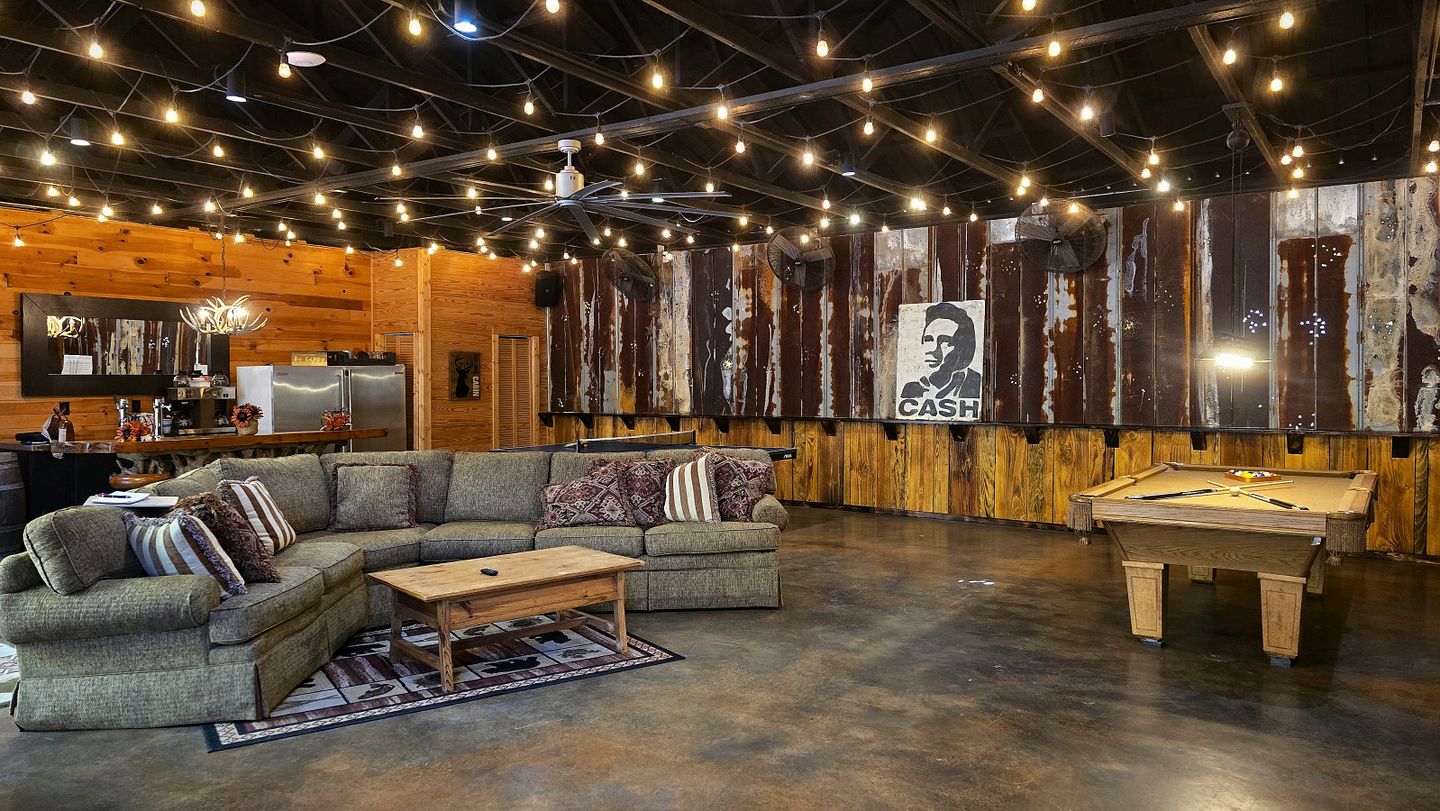 Great Cabins Ideal for Groups Getaways in Copperhill, Tennessee