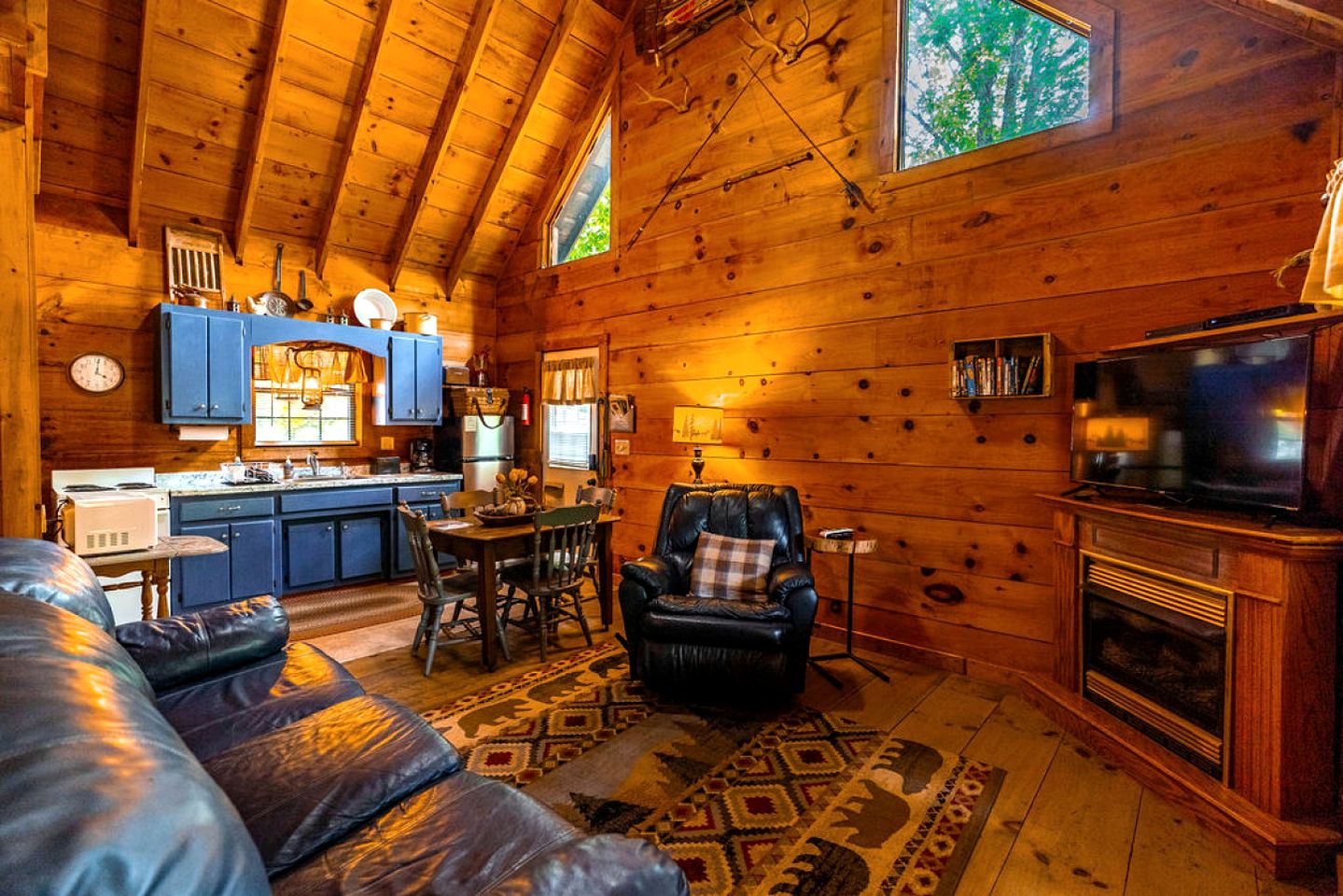 Great Cabins Ideal for Groups Getaways in Copperhill, Tennessee