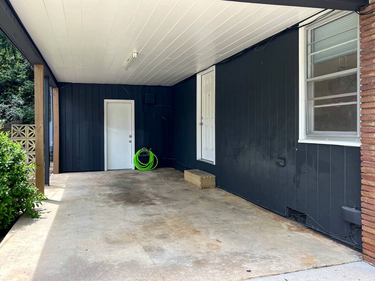 Great Cabin Perfect for Small Groups in Northport, Alabama