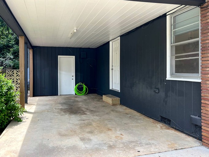 Cabins (United States of America, Northport, Alabama)