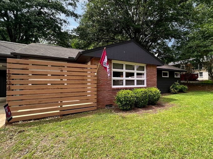 Cabins (United States of America, Northport, Alabama)
