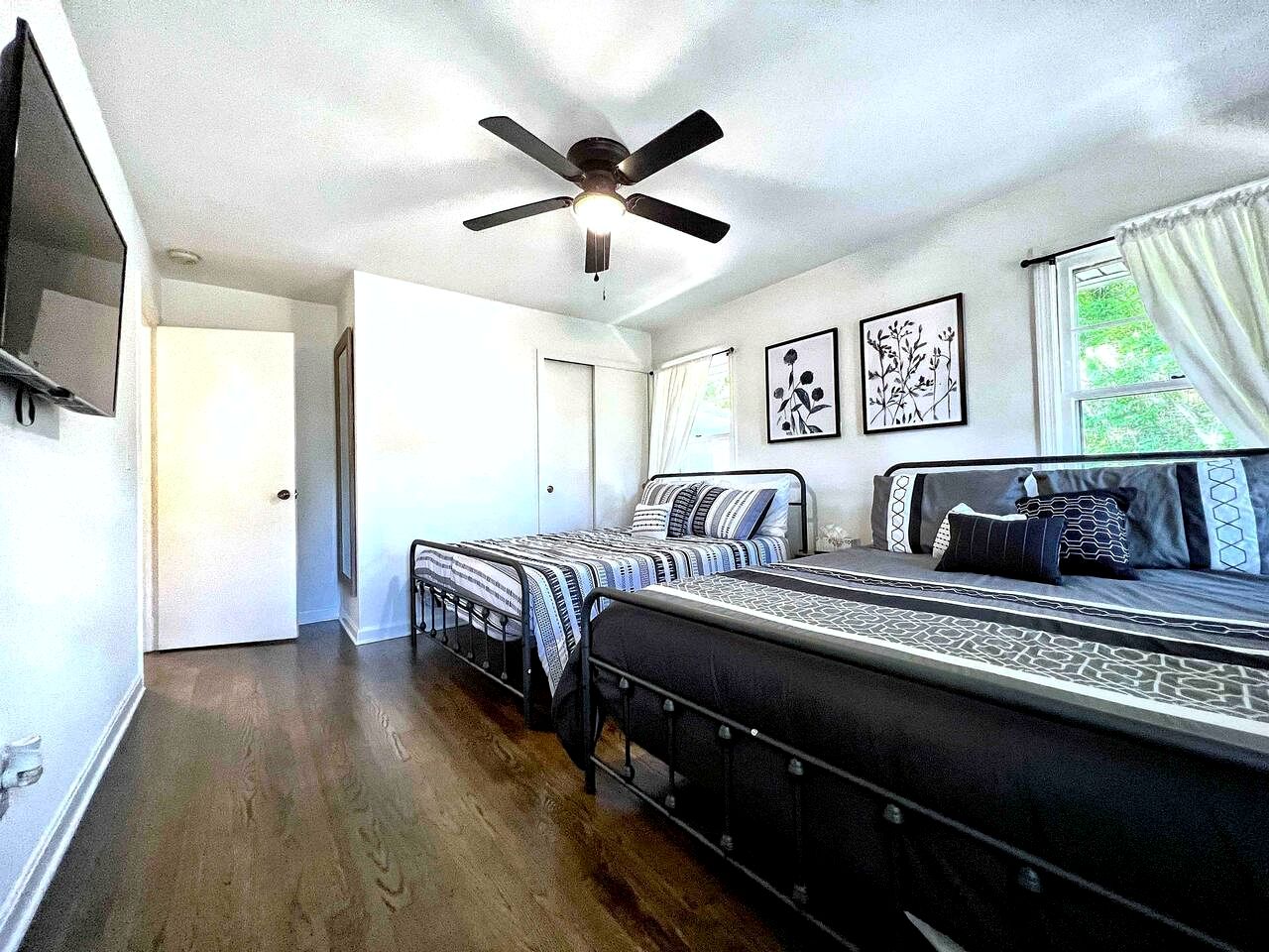 Great Cabin Perfect for Small Groups in Northport, Alabama