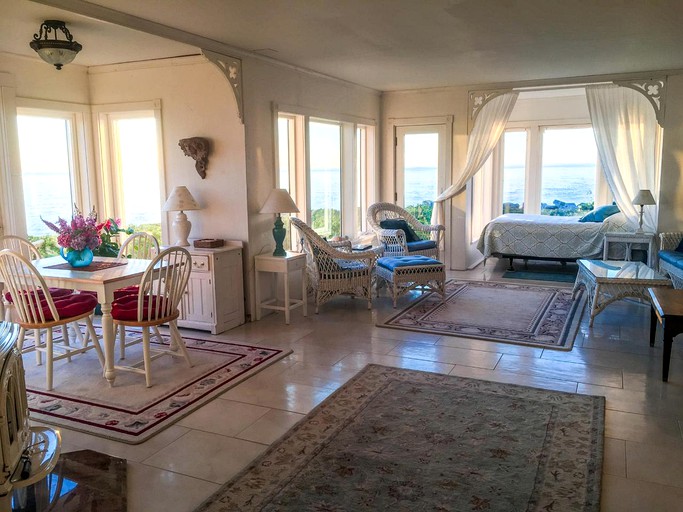 Vacation Rentals (Frenchboro, Maine, United States)