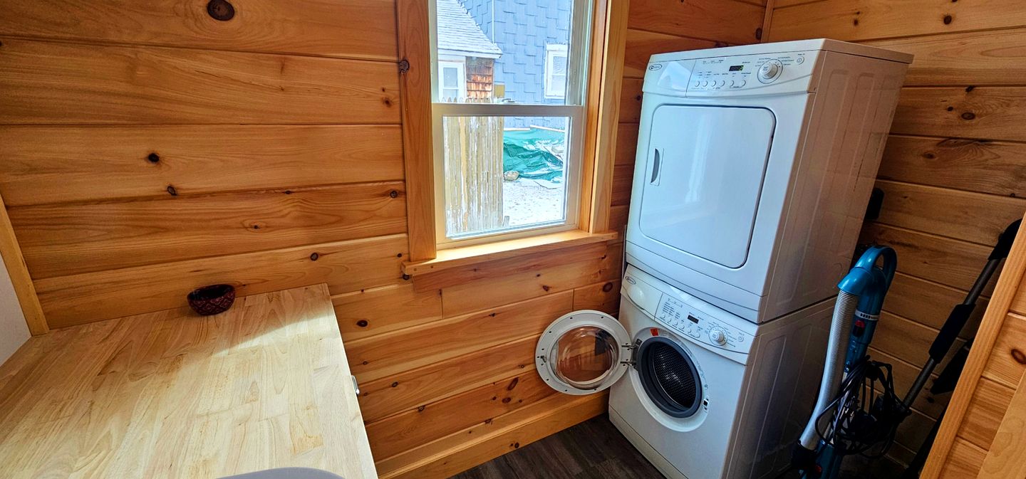 Lustrous Modern Cabin Oasis Near Moosehead Lake, Maine