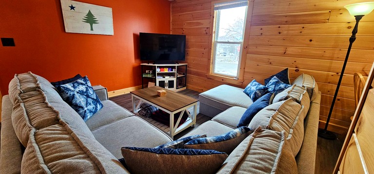 Cabins (United States of America, Greenville, Maine)