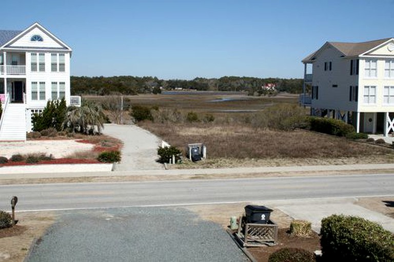 Beach Houses (Holden Beach, North Carolina, United States)