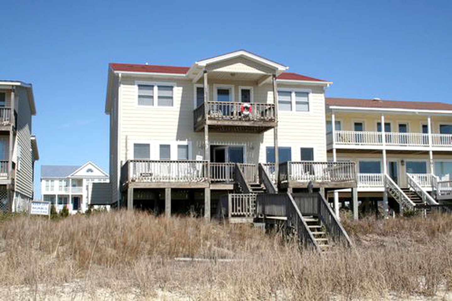 Spacious Oceanfront Cottage near Shallotte River Swamp Park in Holden Beach, North Carolina