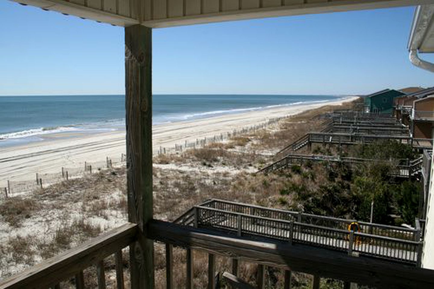 Spacious Oceanfront Cottage near Shallotte River Swamp Park in Holden Beach, North Carolina