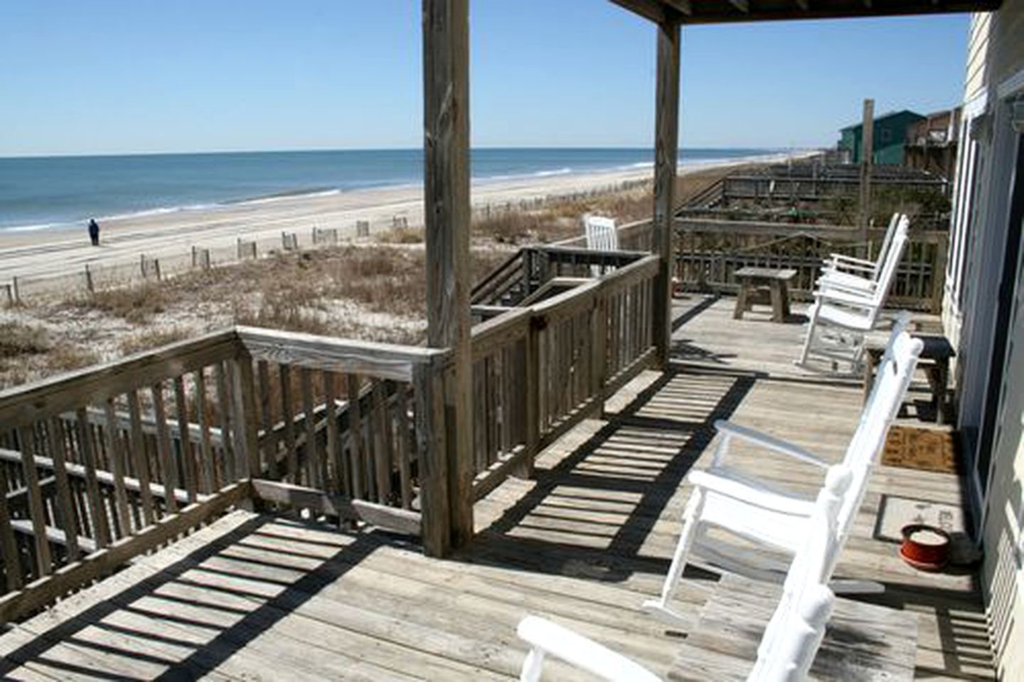 Spacious Oceanfront Cottage near Shallotte River Swamp Park in Holden Beach, North Carolina