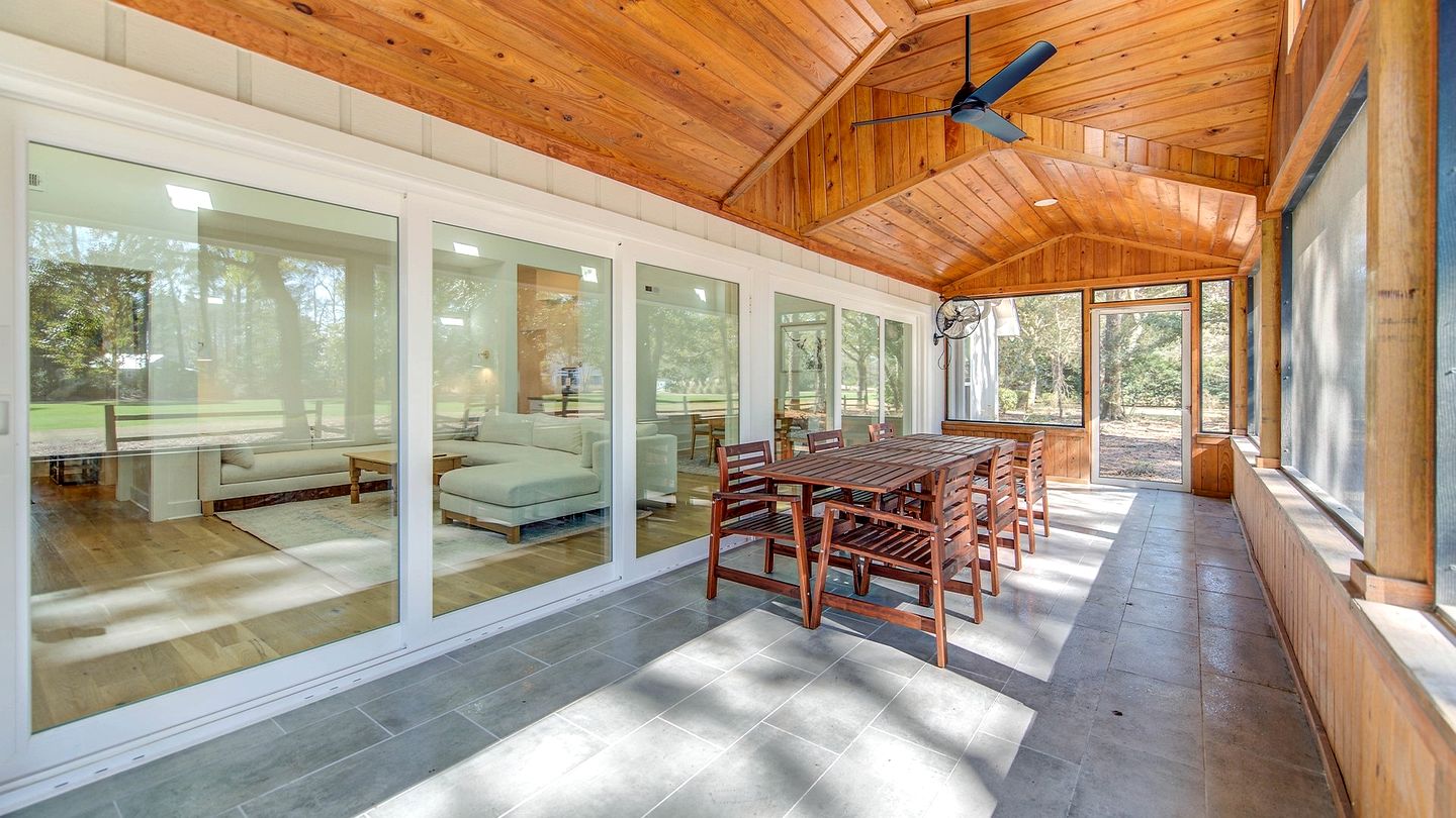 Modern Cottage with Endless Outdoor Activities in Pawleys Island, South Carolina
