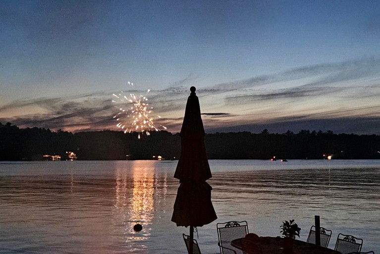 Cabins (United States of America, Belgrade, Maine)
