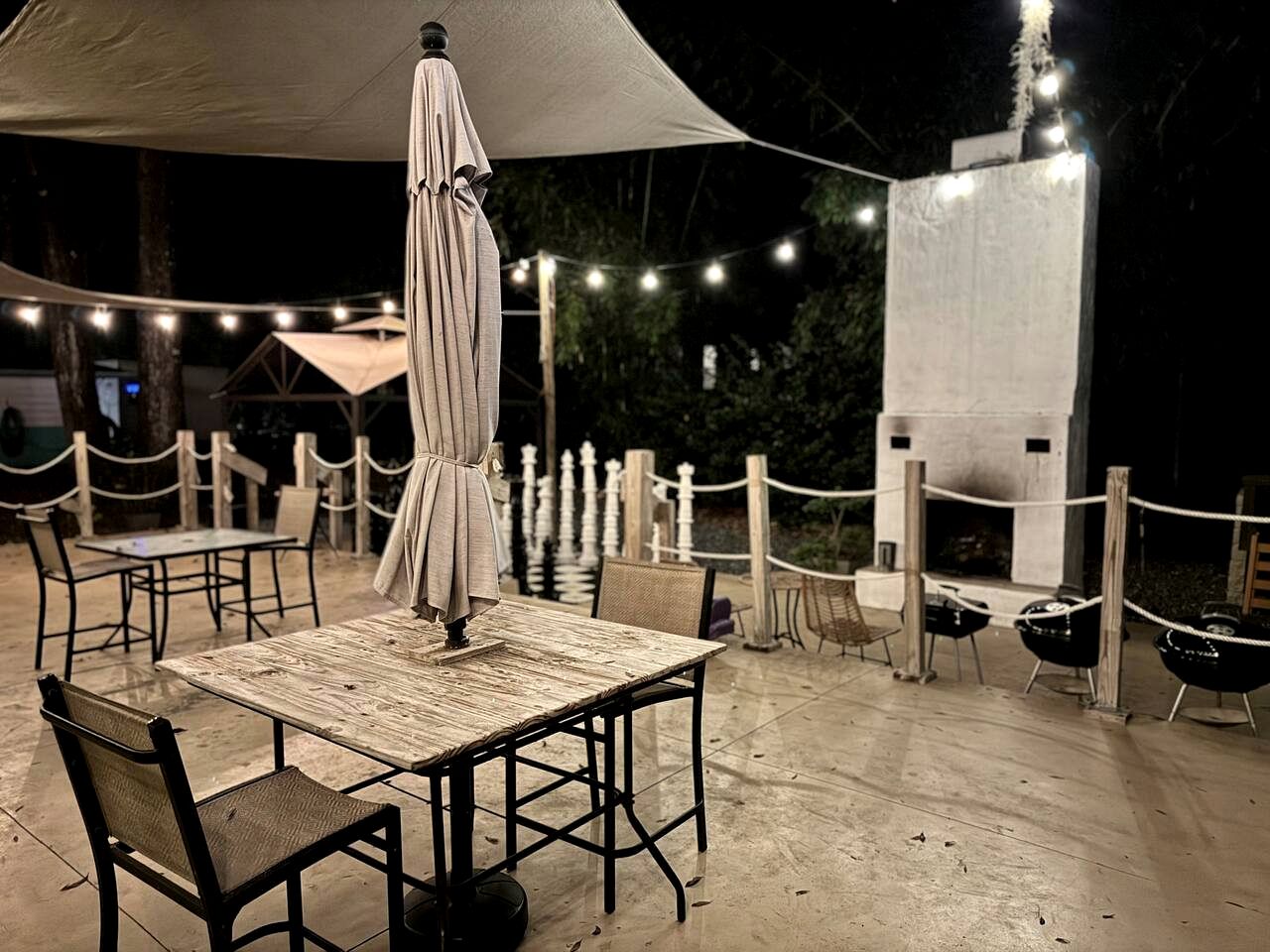 Cozy Cottage with River Access for a Fun-Filled Getaway by the Rainbow River in Florida