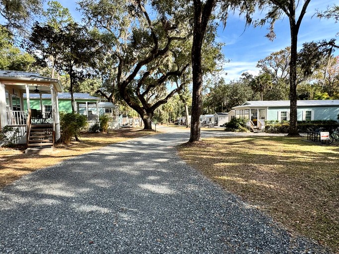 Cabins (United States of America, Dunnellon, Florida)