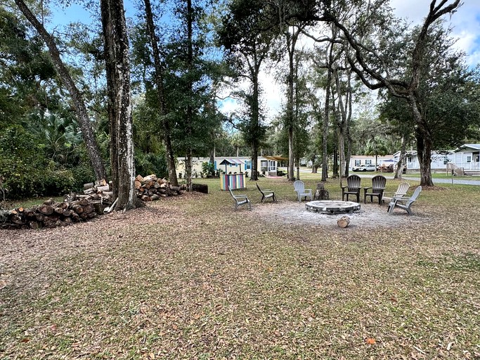 Cabins (United States of America, Dunnellon, Florida)