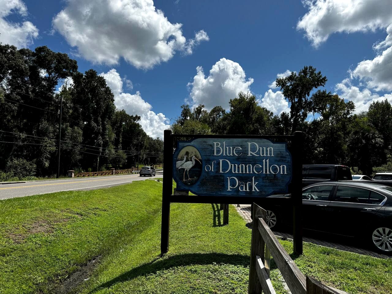 Cozy Cottage with River Access for a Fun-Filled Getaway by the Rainbow River in Florida