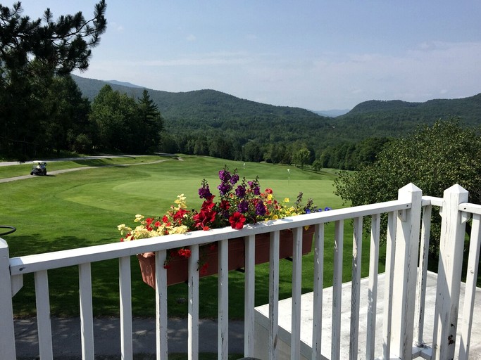 Spacious Suite Rental with Jacuzzi Bathtub for Getaway to Warren, Vermont | Vacation Rentals (Warren, Vermont, United States of America)