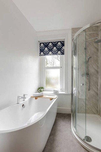 Vacation Rentals (United Kingdom, --, --)