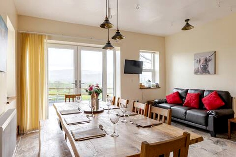 Vacation Rentals (United Kingdom, --, --)