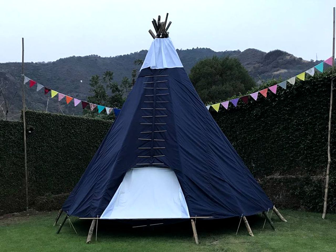 Delightful Glamping Tipi with a Swimming Pool and a Hot Tub near Toluca, Mexico